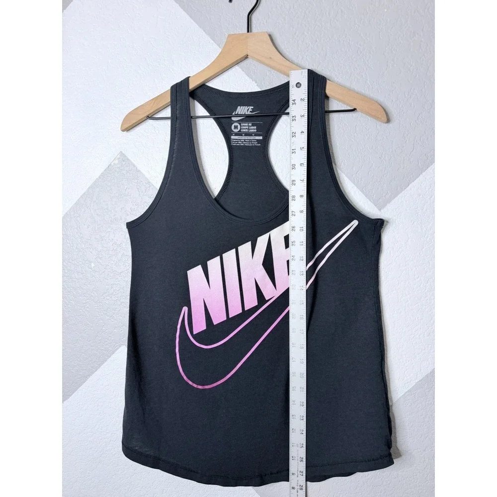 Nike women futura